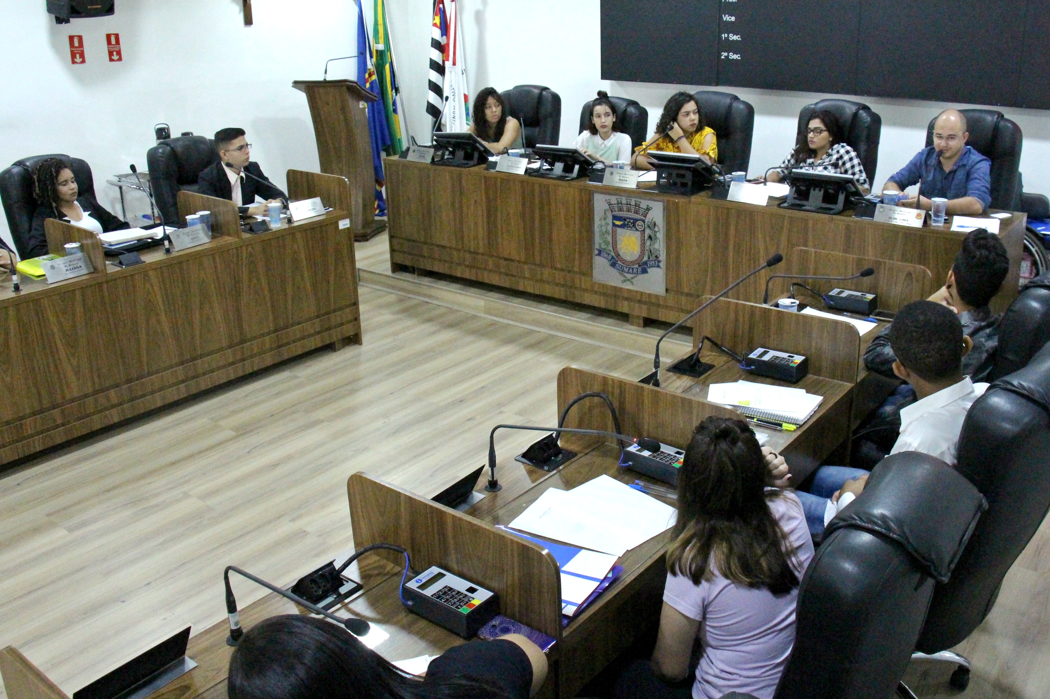 Parlamentares jovens pedem melhorias na Escola Estadual Ângelo Campo Dall’Orto